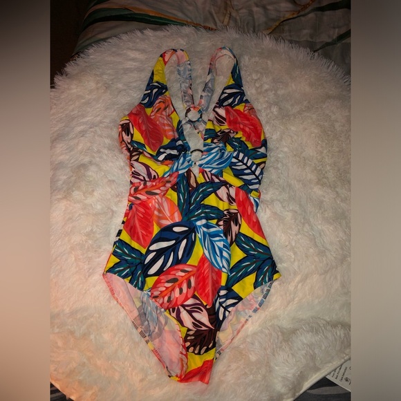 White and Multicolor Swimsuit - Picture 4 of 12